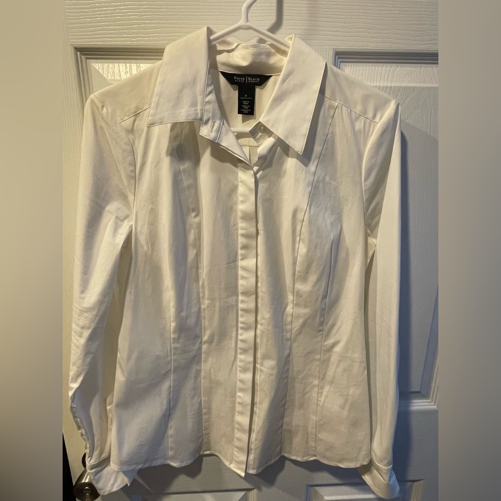 White House Black Market sz 8 button down dress shirt